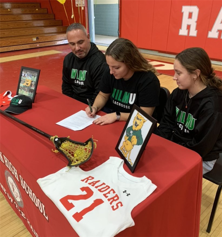 Photo of Red Hook Raiders girls lacrosse player Stasia Giannoulis signing with Wilmington University